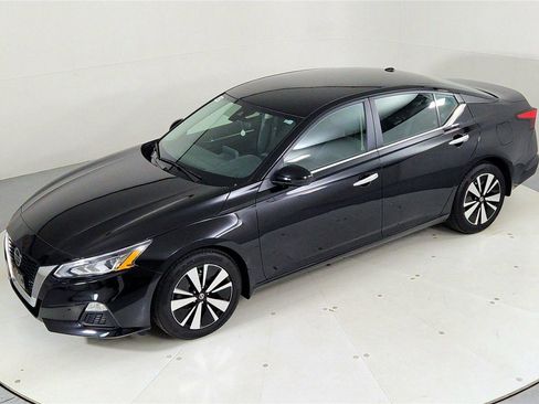 Used 2022 Nissan Altima 2.5 SV image 37