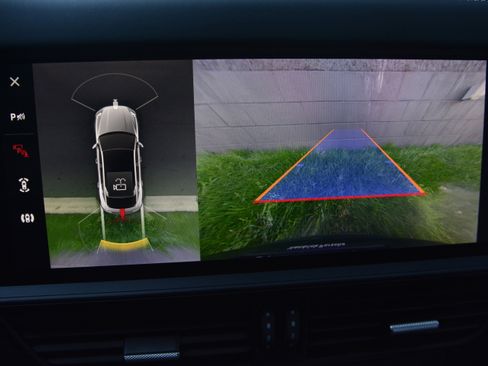 Certified 2022 Porsche Cayenne Turbo GT image 21