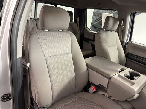 Used 2017 Ford F150 XLT w/ Trailer Tow Package image 22