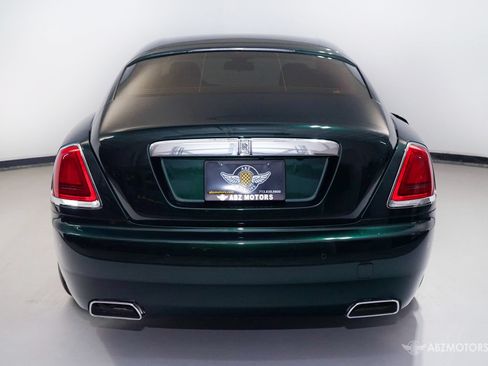 Used 2019 Rolls-Royce Wraith RWD image 7