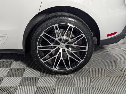 New 2026 Porsche Macan Turbo AWD/4WD image 12