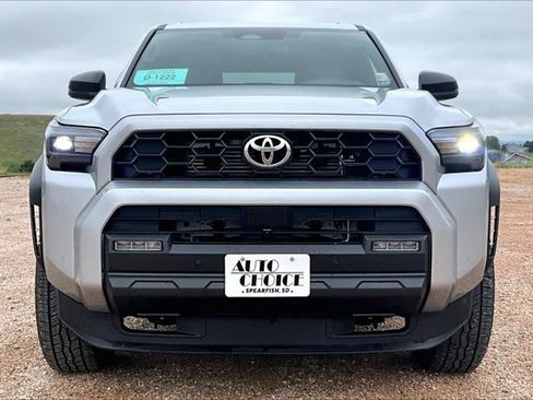 Used 2025 Toyota 4Runner TRD Off-Road AWD/4WD image 2