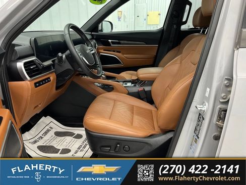 Used 2025 Kia Telluride EX X-Line AWD/4WD image 9
