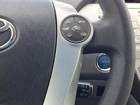 Used 2015 Toyota Prius Two image 22