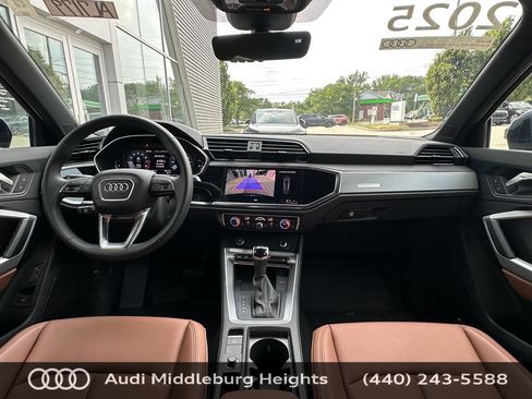 Used 2025 Audi Q3 2.0T Premium w/ Convenience Plus Package AWD/4WD image 21