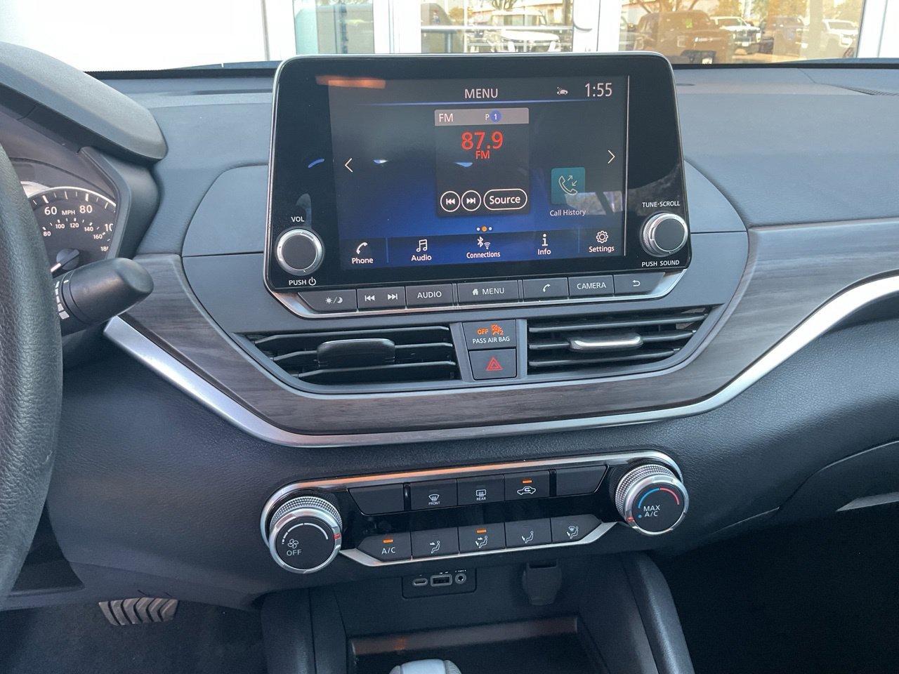 Used 2026 Nissan Altima 2.5 SV FWD image 23