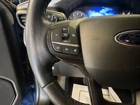 Used 2020 Ford Explorer XLT w/ Comfort Package AWD/4WD image 11