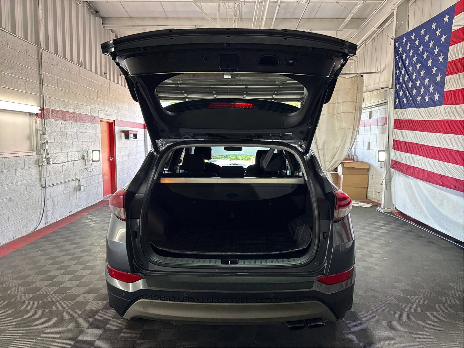 Used 2018 Hyundai Tucson Value AWD/4WD image 12