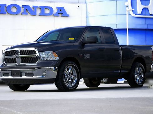 Used 2019 RAM 1500 Tradesman w/ Tradesman SXT Package image 1