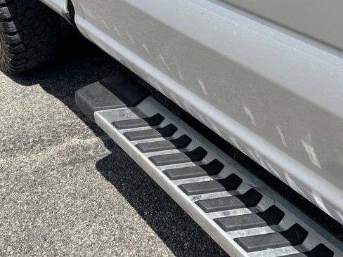 Used 2019 Ford F250 Lariat w/ Chrome Package AWD/4WD image 12