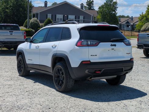 Used 2021 Jeep Cherokee Trailhawk w/ Sun, Sound & Nav Group AWD/4WD image 8