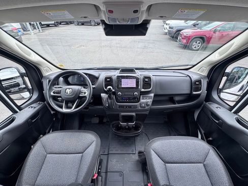 Used 2025 RAM ProMaster 2500 w/ Quick Order Package 22G SLT FWD image 23