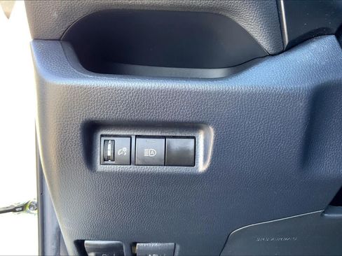 Used 2023 Toyota RAV4 LE FWD image 33
