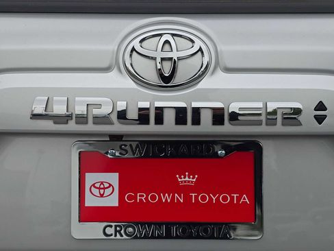 Used 2024 Toyota 4Runner SR5 AWD/4WD image 13