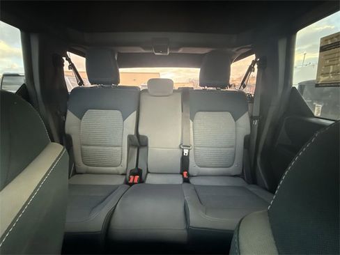 Used 2022 Ford Bronco Outer Banks image 21