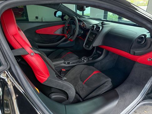 Used 2017 McLaren 570S Coupe image 26