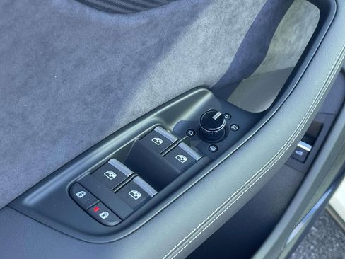New 2026 Audi SQ7 Premium Plus AWD/4WD image 16
