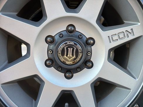 Used 2020 Ford Ranger Lariat w/ Equipment Group 501A Mid image 15