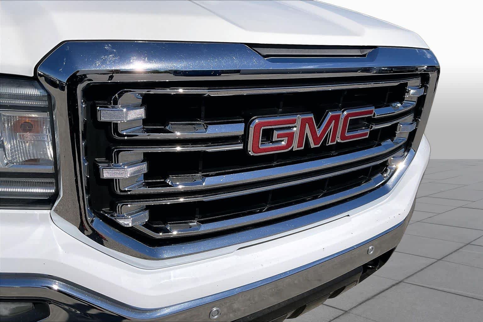 Used 2018 GMC Sierra 1500 SLT AWD/4WD image 28
