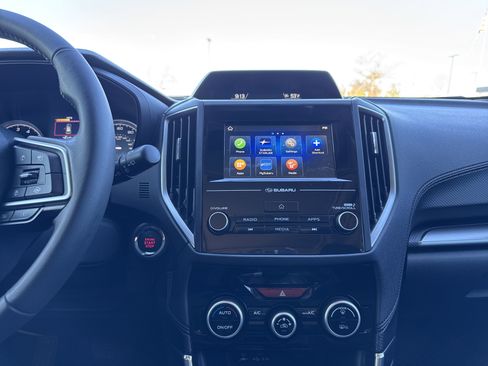 Used 2024 Subaru Forester Premium image 28