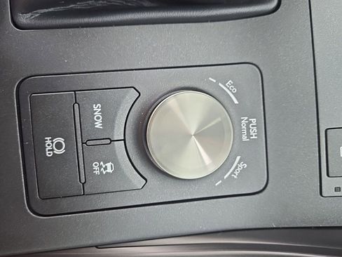 Used 2023 Lexus IS 350 F Sport RWD image 18