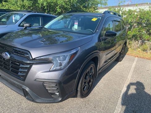 Used 2024 Subaru Ascent Onyx Edition Limited w/ Popular Package Onyx AWD/4WD image 2