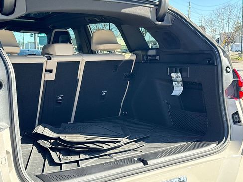 Used 2025 BMW X3 M50 w/ Premium Package image 33