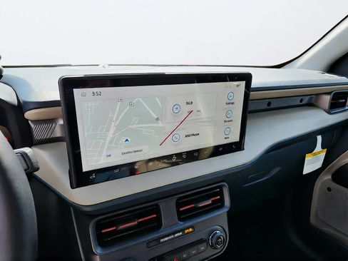 New 2026 Ford Maverick Lariat AWD/4WD image 17