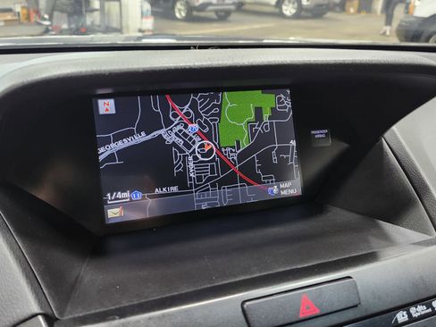 Used 2015 Acura RDX AWD w/ Technology Package image 4