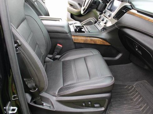 Used 2019 GMC Yukon Denali w/ Denali Ultimate Package image 31