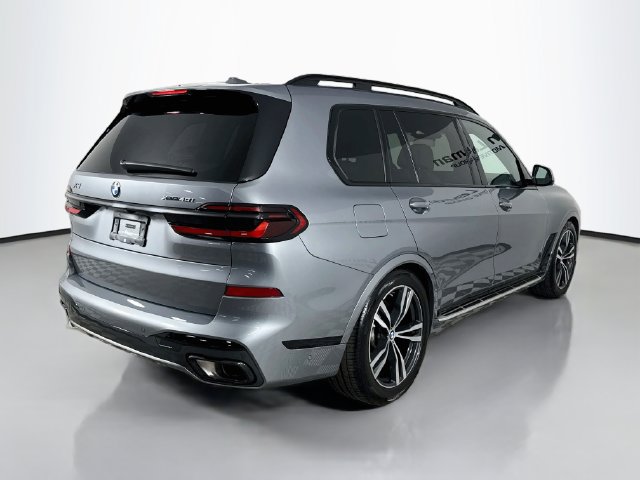 Used 2026 BMW X7 xDrive40i AWD/4WD image 7