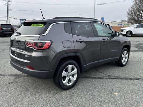 Used 2018 Jeep Compass Latitude w/ Safe & Security Group image 5