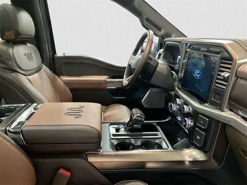 New 2025 Ford F150 King Ranch w/ FX4 Off-Road Package image 15