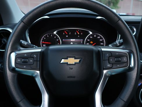 Used 2024 Chevrolet Blazer LT w/ Convenience Package FWD image 13