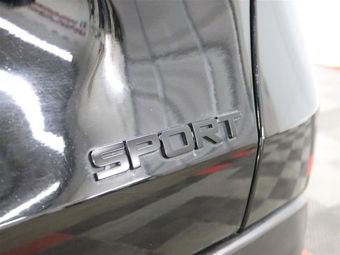 Used 2023 Honda HR-V Sport image 8