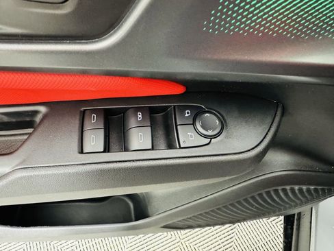 Used 2025 Chevrolet Equinox EV RS image 8