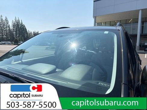 Used 2017 Subaru Forester 2.5i Premium AWD/4WD image 22
