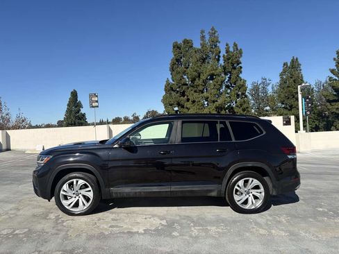 Used 2021 Volkswagen Atlas SE image 6