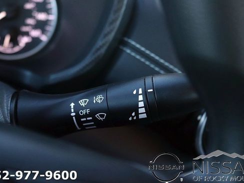 Used 2024 Nissan Sentra SV image 21