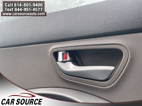 Used 2013 Hyundai Santa Fe GLS image 14