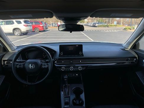 Used 2023 Honda Civic EX image 10