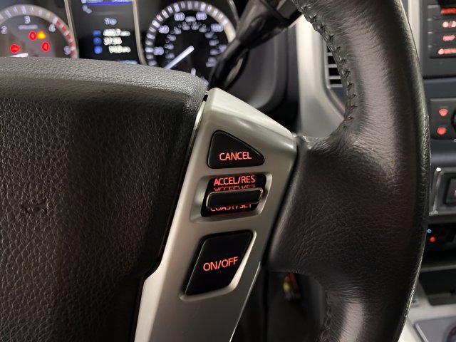 Used 2019 Nissan Titan SV w/ SV Convenience Package AWD/4WD image 15