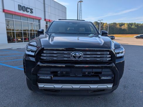 New 2025 Toyota 4Runner Limited image 8