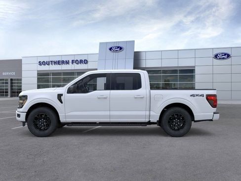 New 2026 Ford F150 XLT w/ XLT Black Appearance Package AWD/4WD image 3
