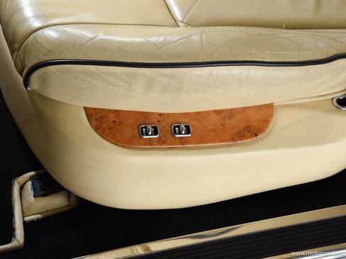 Used 2005 Bentley Arnage RL image 33