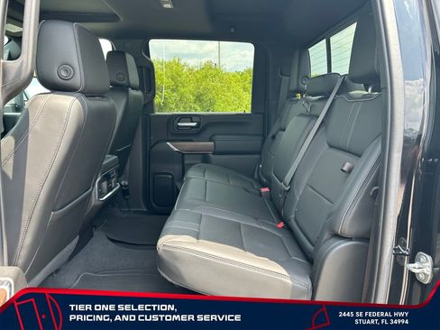Used 2022 Chevrolet Silverado 2500 High Country w/ Technology Package AWD/4WD image 14