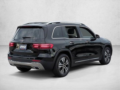 Certified 2024 Mercedes-Benz GLB 250 image 5