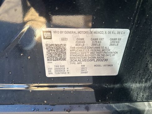 Used 2023 GMC Terrain SLT image 35