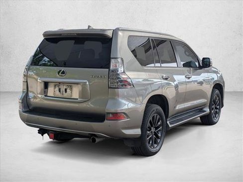 Used 2021 Lexus GX 460 Premium w/ Premium Package image 5