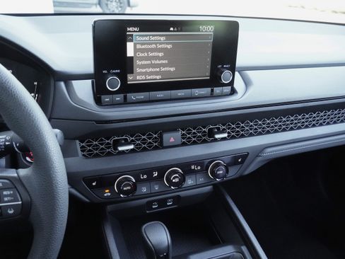 Used 2024 Honda Accord EX image 22